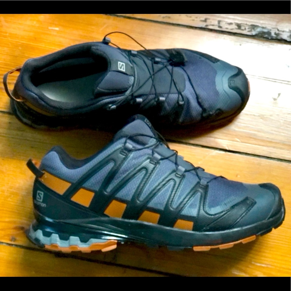 MENS SALOMON XA PRO 3D V8 VTX RUNNING SHOES.